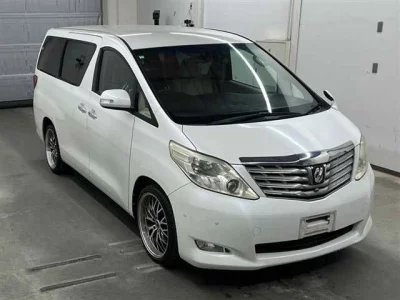 Toyota ALPHARD  с аукциона в Японии