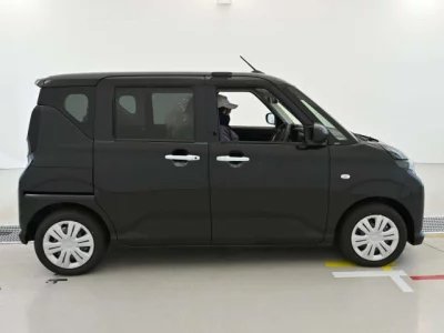 Daihatsu MOVE  с аукциона в Японии