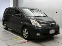 Toyota ISIS лот № 90567 оценка 3.5  с аукциона в Японии 4