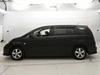 Toyota ISIS лот № 90567 оценка 3.5  с аукциона в Японии 3