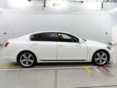 Lexus GS  с аукциона в Японии