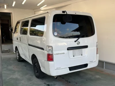 Nissan CARAVAN VAN  с аукциона в Японии