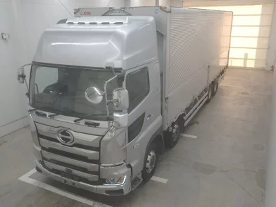 Hino TRUCK