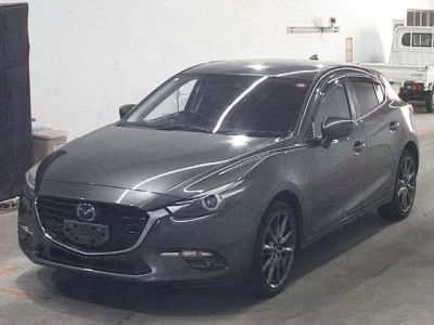 Mazda AXELA  с аукциона в Японии