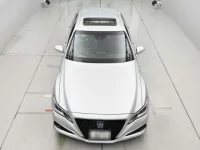 Toyota CROWN лот № 30348 оценка 4.5  с аукциона в Японии 6