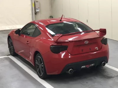 Toyota 86  с аукциона в Японии