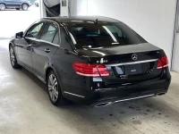 Mercedes-Benz E CLASS лот № 3284 оценка 4  с аукциона в Японии 4