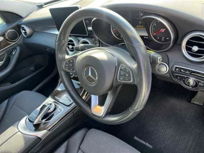 Mercedes-Benz C CLASS  с аукциона в Японии