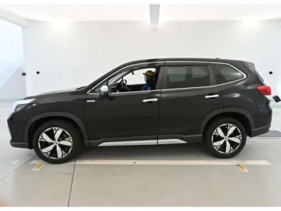 Subaru FORESTER  с аукциона в Японии