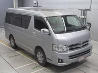 Toyota HIACE лот № 30360 оценка 3  с аукциона в Японии 4