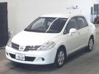 Nissan TIIDA LATIO лот № 4690 оценка 3  с аукциона в Японии 3