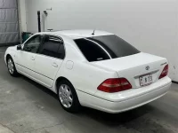 Toyota CELSIOR лот № 85029 оценка 3.5  с аукциона в Японии 1