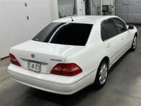 Toyota CELSIOR лот № 85029 оценка 3.5  с аукциона в Японии 4