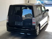 Toyota BB лот № 3299 оценка R  с аукциона в Японии 1