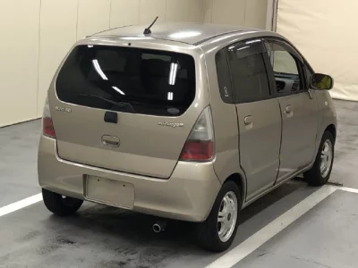 Suzuki MRWAGON