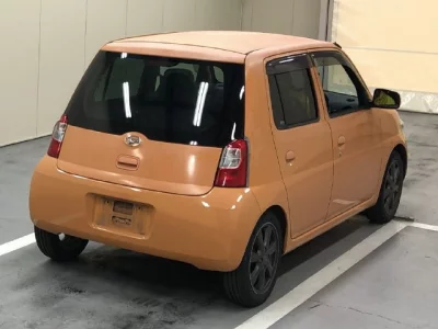 Daihatsu Esse