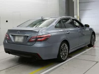 Toyota CROWN лот № 30376 оценка 4  с аукциона в Японии 1