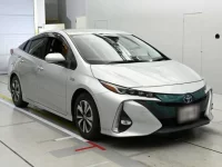 Toyota PRIUS PHV лот № 30375 оценка 4  с аукциона в Японии 4