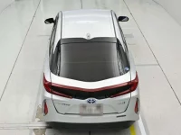 Toyota PRIUS PHV лот № 30375 оценка 4  с аукциона в Японии 7