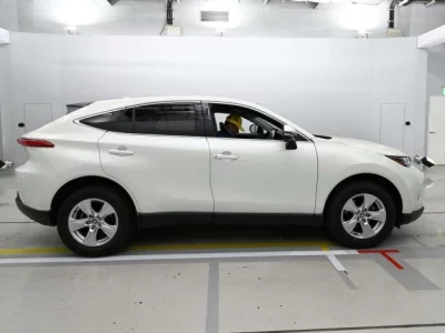 Toyota HARRIER  с аукциона в Японии