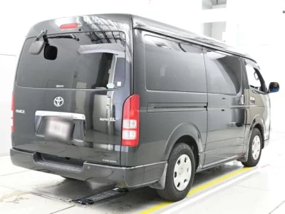 Toyota HIACE VAN  с аукциона в Японии