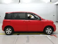 Toyota SIENTA лот № 30398 оценка 4  с аукциона в Японии 2