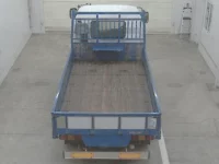 Isuzu FORWARD лот № 1141 оценка 3  с аукциона в Японии 2