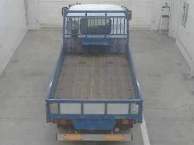 Isuzu FORWARD  с аукциона в Японии