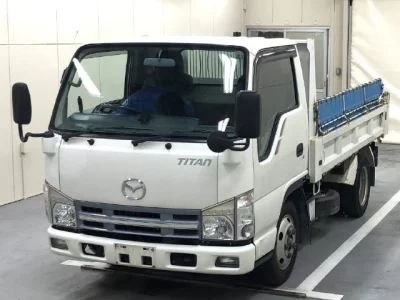 Mazda TITAN  с аукциона в Японии