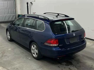 Volkswagen GOLF VARIANT