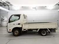 Toyota DYNA лот № 40079 оценка 3.5  с аукциона в Японии 3