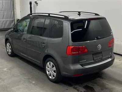 Volkswagen GOLF TOURAN