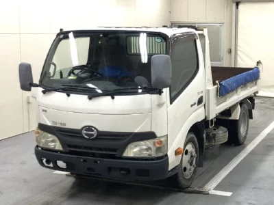 Hino DUTRO  с аукциона в Японии