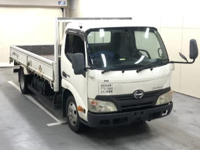 Hino DUTRO  с аукциона в Японии