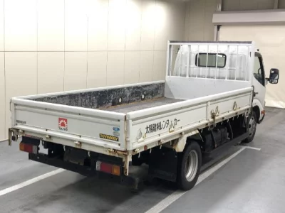 Hino DUTRO  с аукциона в Японии
