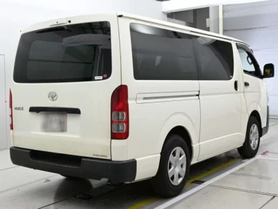 Toyota HIACE VAN  с аукциона в Японии