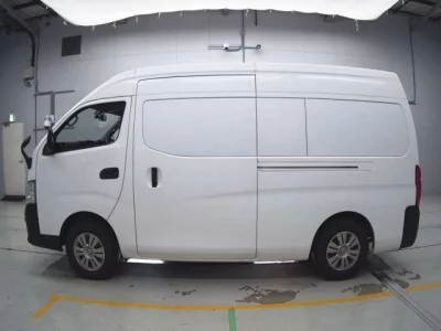 Nissan CARAVAN VAN  с аукциона в Японии
