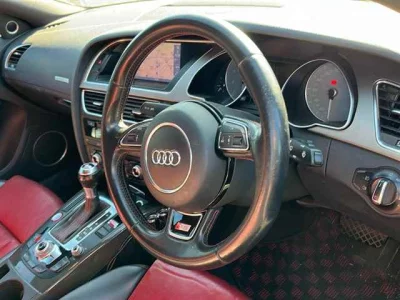 Audi S5  с аукциона в Японии