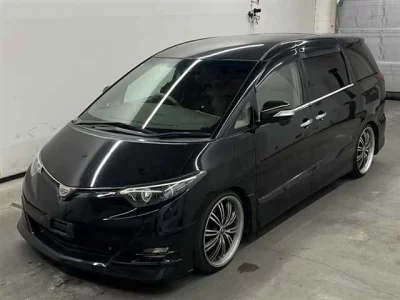 Toyota ESTIMA  с аукциона в Японии