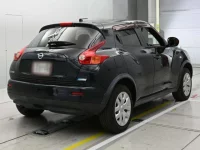 Nissan JUKE лот № 30435 оценка 3.5  с аукциона в Японии 1