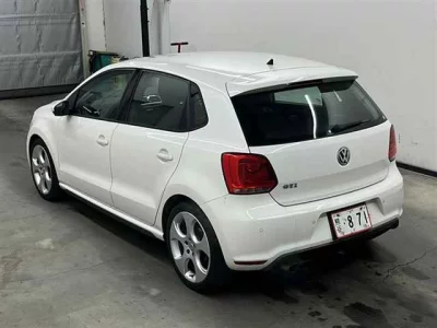Volkswagen POLO  с аукциона в Японии
