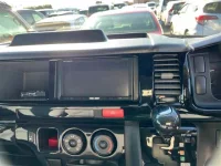 Toyota HIACE VAN лот № 85099 оценка 3.5  с аукциона в Японии 5