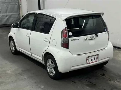 Toyota PASSO  с аукциона в Японии