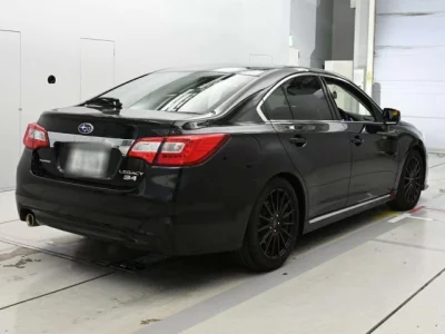 Subaru LEGACY B4