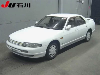 Nissan SKYLINE  с аукциона в Японии