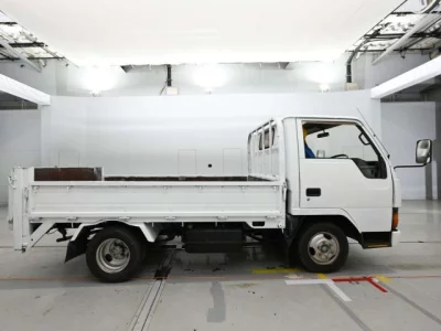 Mitsubishi CANTER  с аукциона в Японии