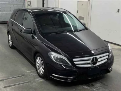 Mercedes-Benz B CLASS