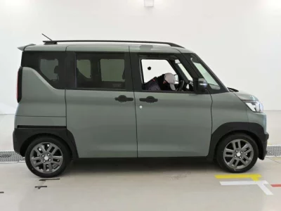 Mitsubishi DELICA MINI  с аукциона в Японии