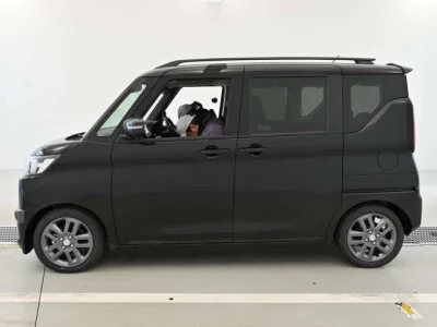 Mitsubishi DELICA MINI  с аукциона в Японии