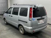 Toyota LITE ACE VAN лот № 10111 оценка 3.5  с аукциона в Японии 1